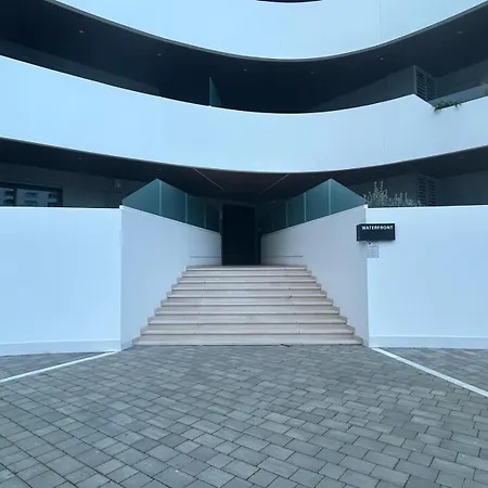 아파트 Waterfront