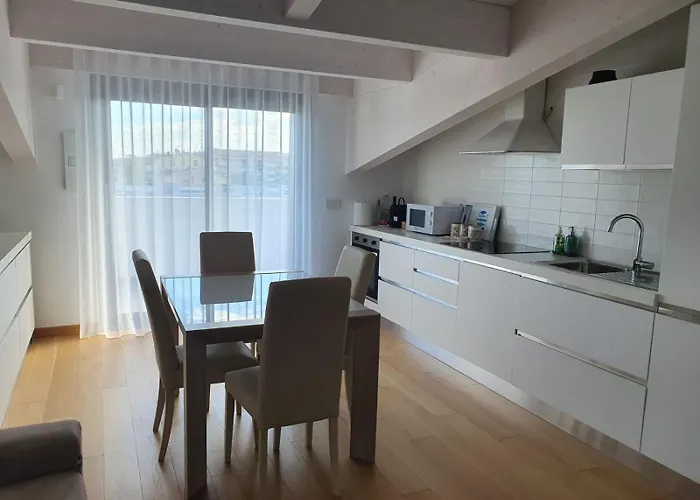 Waterfront Apartman *